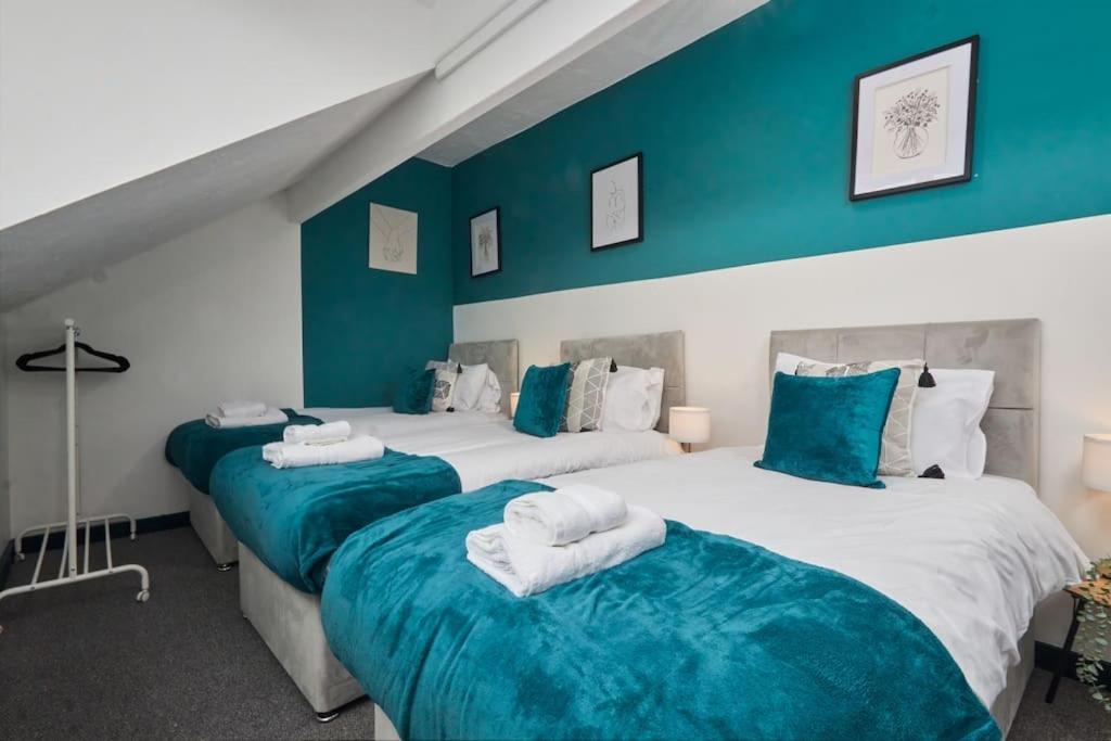 Large House Close To Leeds - Ideal For Groups מראה חיצוני תמונה