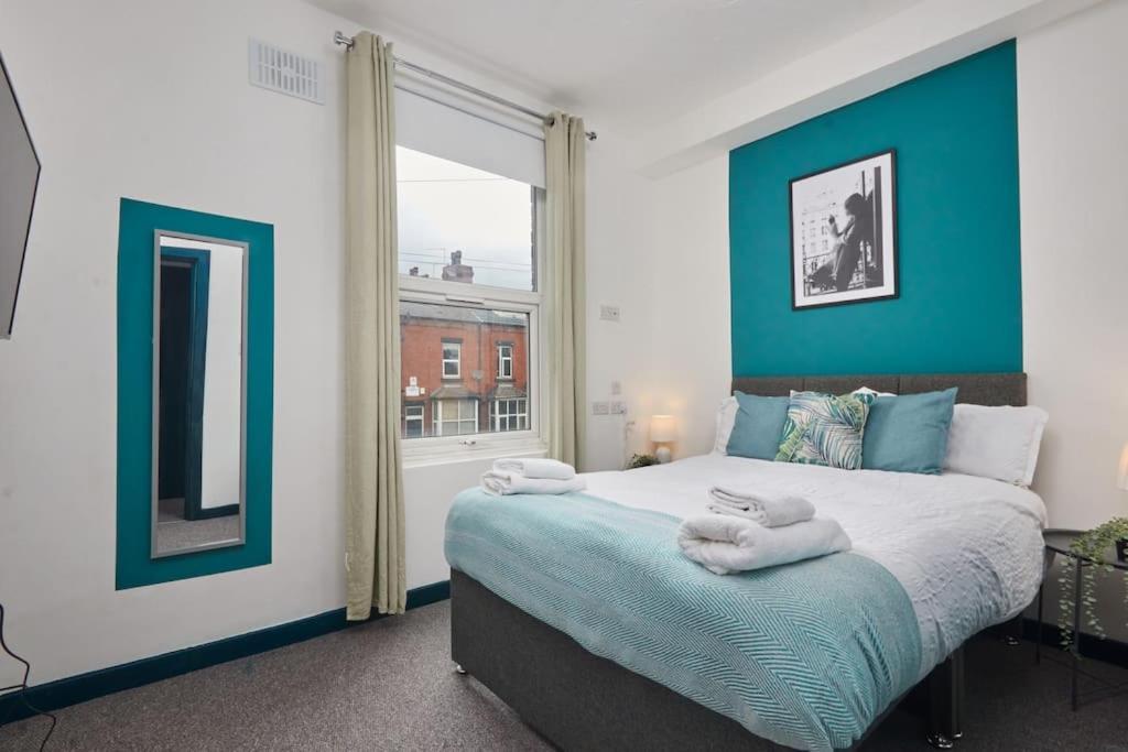 Large House Close To Leeds - Ideal For Groups מראה חיצוני תמונה