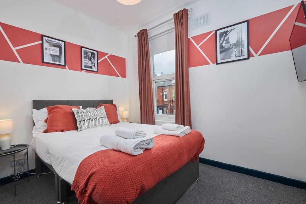 Large House Close To Leeds - Ideal For Groups מראה חיצוני תמונה